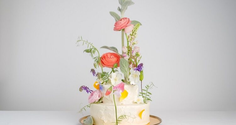 Cakes and Flowers